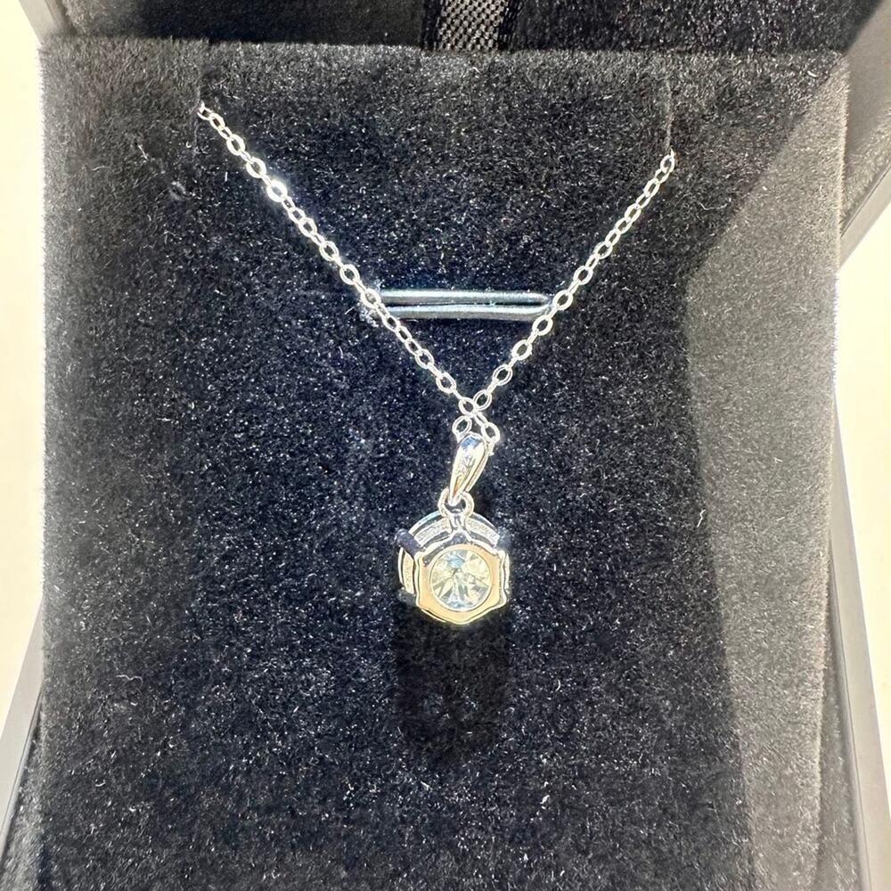 Moissanite Diamond Necklace 3 Ct Pendant Chain 18K S925 Round Cut Jewelry. - Picture 5 of 5